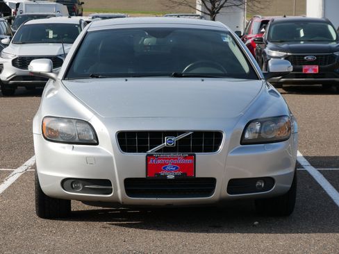 Used 2009 Volvo C70 T5 image 2