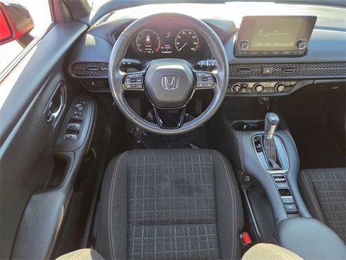 Used 2023 Honda HR-V Sport image 12