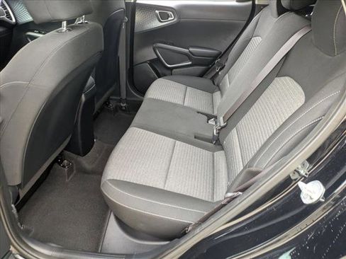 Used 2021 Kia Soul S image 15