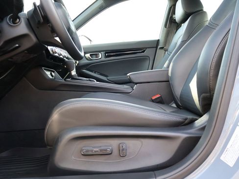 Certified 2024 Honda Civic Sport Touring image 32