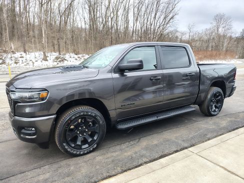 New 2026 RAM 1500 Express image 4