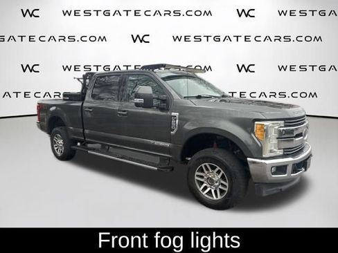 Used 2017 Ford F250 Lariat w/ Lariat Value Package AWD/4WD image 24