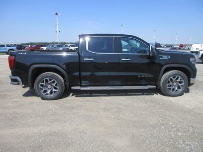 New 2026 GMC Sierra 1500 SLT
