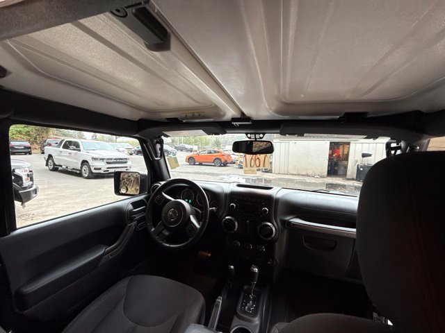 Used 2017 Jeep Wrangler Sport w/ Quick Order Package 24S AWD/4WD image 11