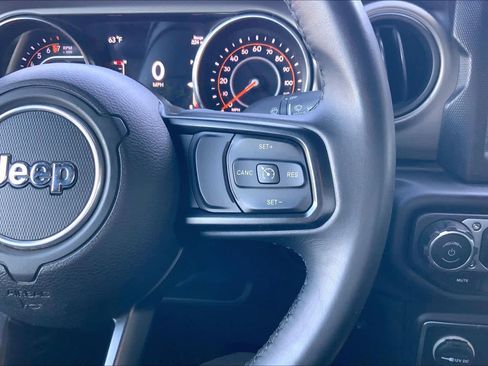 Used 2019 Jeep Wrangler Unlimited Sport S AWD/4WD image 22