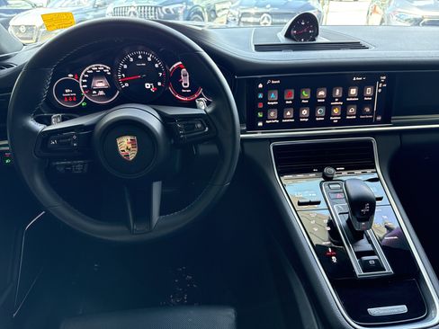 Used 2023 Porsche Panamera Platinum Edition image 35