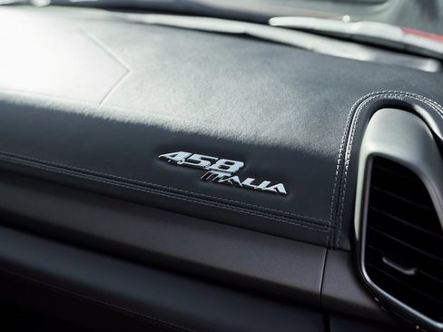 Used 2013 Ferrari 458 Italia Coupe image 42