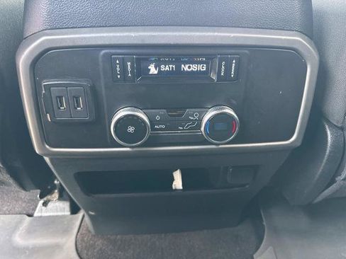 Certified 2020 Ford Expedition XLT RWD image 17