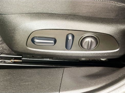 Used 2024 Chevrolet Malibu LT FWD image 21