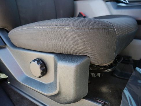 Used 2018 Ford F150 XL w/ Equipment Group 101A Mid AWD/4WD image 50