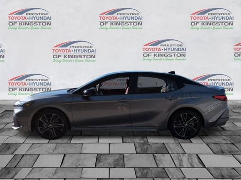 Used 2025 Toyota Camry XSE image 7