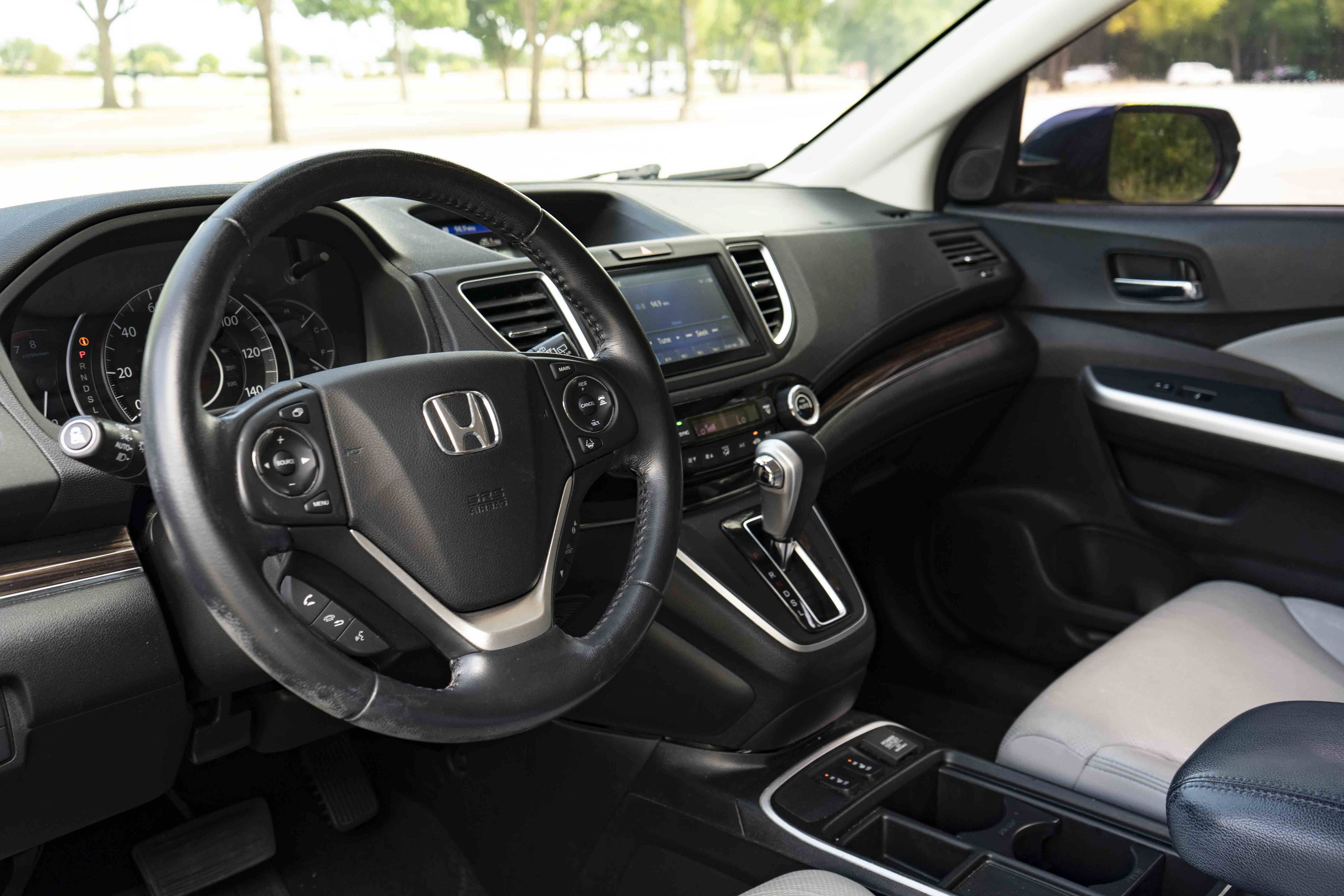 Used 2015 Honda CR-V Touring image 16
