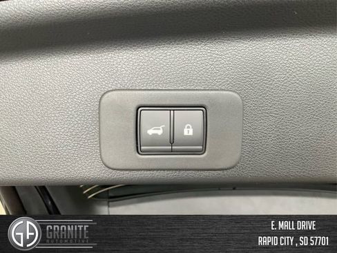 New 2025 Nissan Murano SL AWD/4WD image 13
