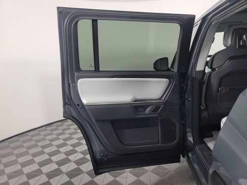 Used 2024 Rivian R1S Adventure AWD/4WD image 17