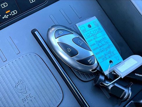 Used 2025 Hyundai Santa Fe Calligraphy image 11