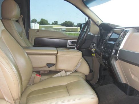 Used 2012 Ford F150 Lariat w/ Lariat Chrome Pkg AWD/4WD image 16