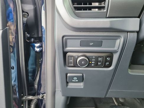 New 2026 Ford F150 XLT w/ Equipment Group 302A MID image 21