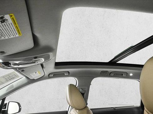 Certified 2025 Audi Q7 3.0T Premium Plus image 16