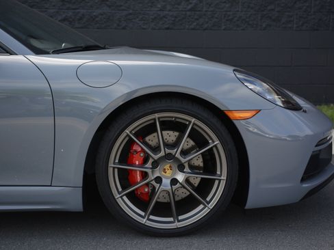 Certified 2024 Porsche 718 Boxster GTS RWD image 33