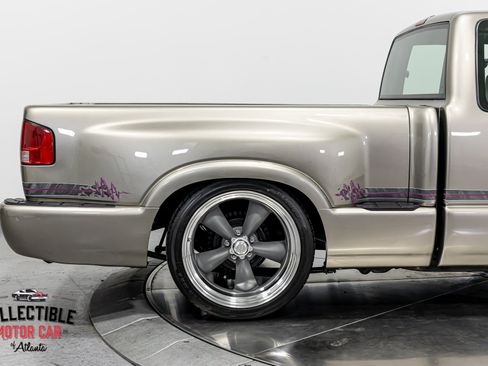 Used 2000 Chevrolet S10 Pickup LS w/ Preferred Equipment Group RWD image 38