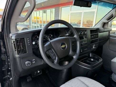 Used 2025 Chevrolet Express 2500 w/ Driver Convenience Package image 23