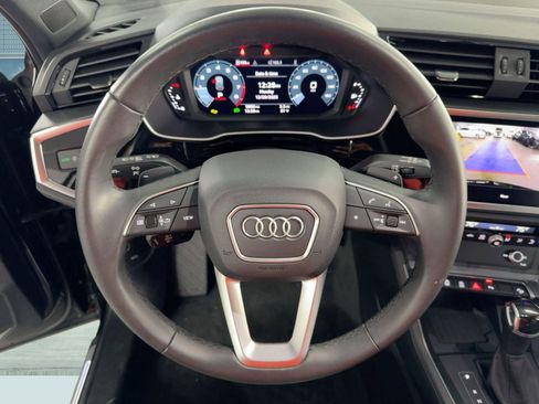 Certified 2025 Audi Q3 2.0T Premium w/ Convenience Package image 17