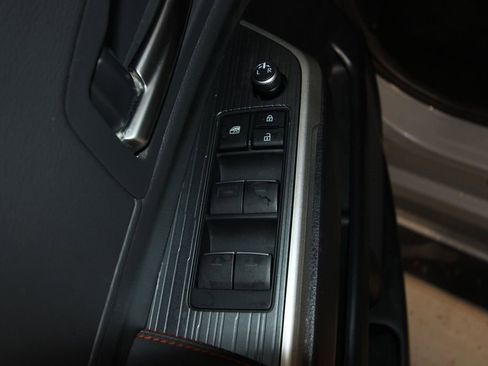 Used 2023 Toyota Sienna XSE image 6