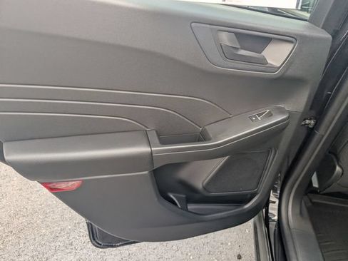 Used 2023 Ford Escape Active AWD/4WD image 10