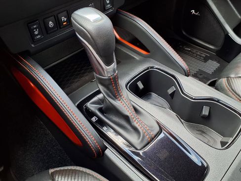 Used 2023 Nissan Frontier PRO-4X w/ Pro-4X Premium Package image 13