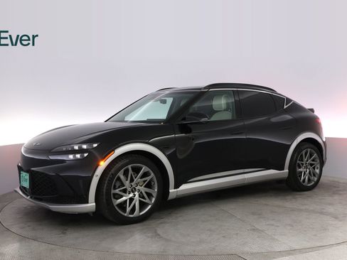 Used 2023 Genesis GV60 Advanced w/ Cargo Package AWD/4WD image 18