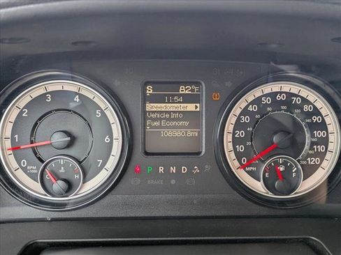 Used 2019 RAM 1500 Classic SLT image 10