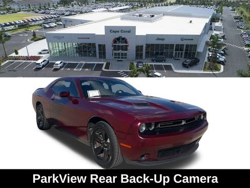 Used 2020 Dodge Challenger SXT RWD image 8