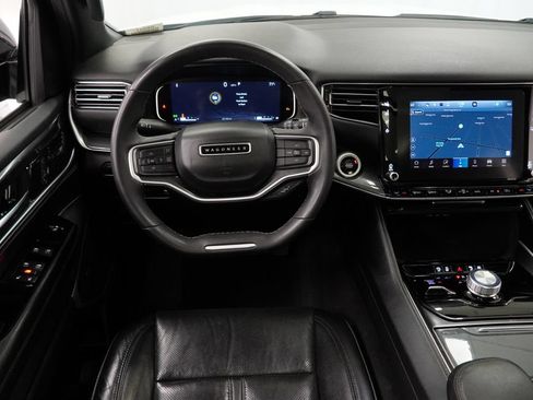 Certified 2023 Jeep Wagoneer 4WD w/ Premium Group I image 27