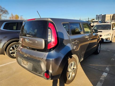Used 2016 Kia Soul w/ Convenience Package image 4