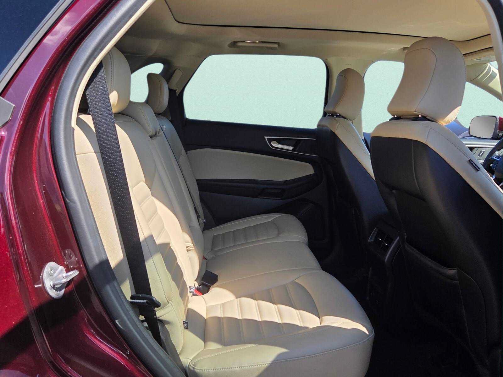 Used 2022 Ford Edge SEL w/ Convenience Package AWD/4WD image 19