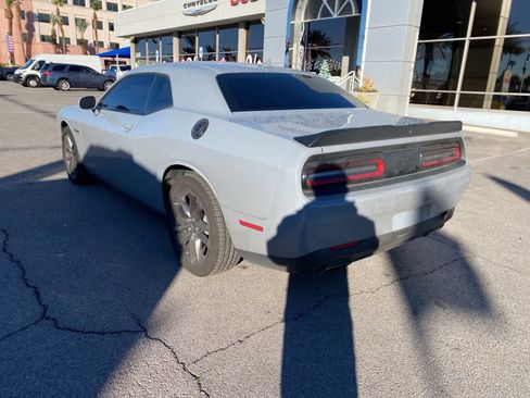 Used 2022 Dodge Challenger GT w/ Blacktop Package image 9