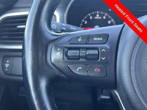 Used 2016 Kia Sorento LX w/ LX Convenience Package image 12