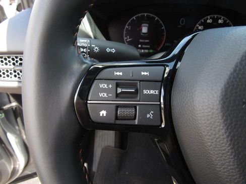 Certified 2025 Honda HR-V Sport image 24