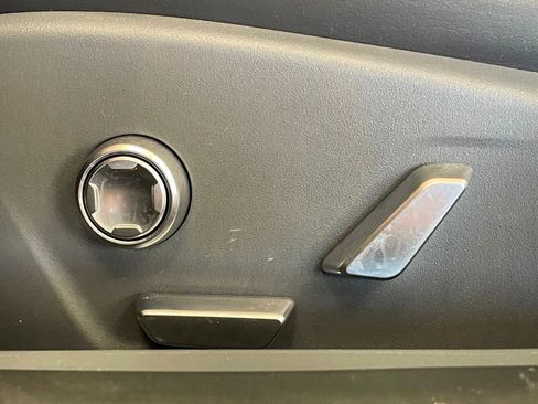 Used 2024 Lucid Air Touring image 13