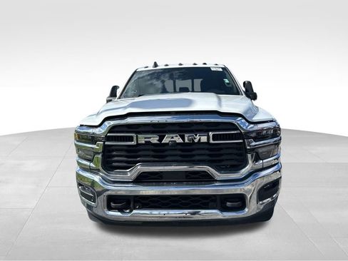 Used 2025 RAM 3500 Tradesman AWD/4WD image 2