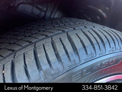 Used 2025 Lexus UX 300h FWD image 28