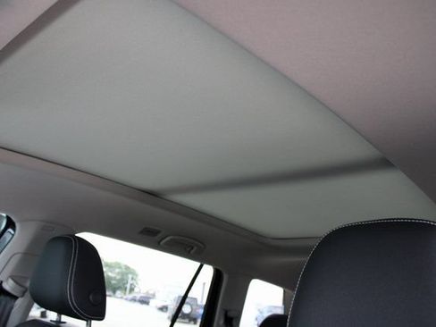 New 2026 Volkswagen Atlas SE AWD/4WD image 5