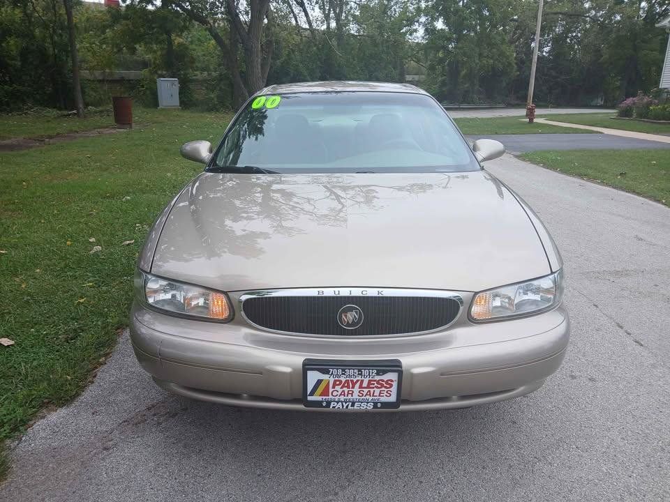 Used 2000 Buick Century Limited w/ 2000 Special Edition Pkg FWD image 3