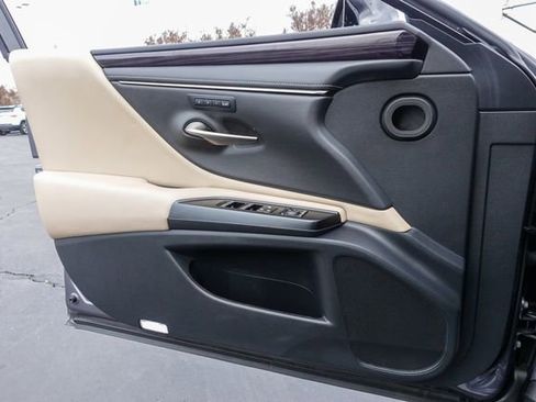 Used 2020 Lexus ES 350 w/ Premium Package image 24