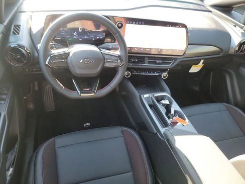 New 2026 Chevrolet Equinox EV RS image 20