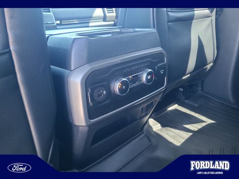 Used 2021 Ford Expedition XLT AWD/4WD image 31