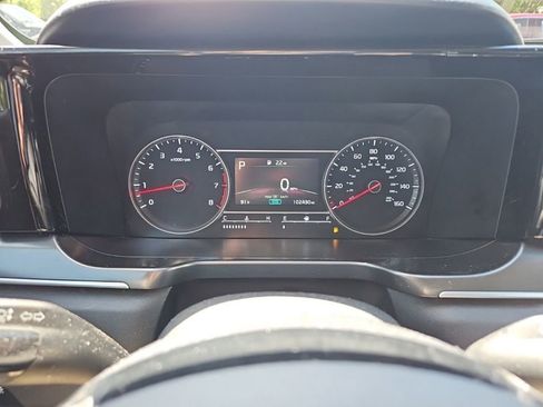Used 2022 Kia Sorento LX FWD image 18