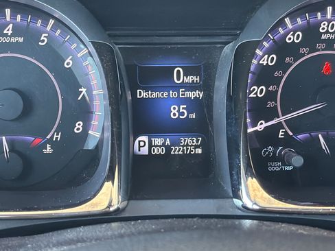 Used 2013 Toyota Avalon XLE Touring FWD image 23