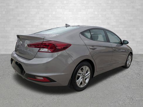 Used 2020 Hyundai Elantra SEL FWD image 2