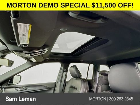 New 2025 Jeep Grand Cherokee Altitude image 21